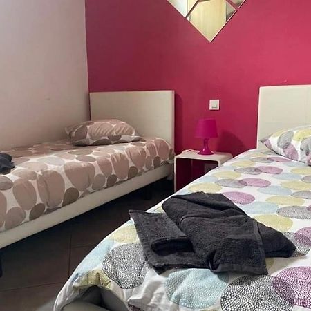 Les Palmiers Apartment Millau Bagian luar foto