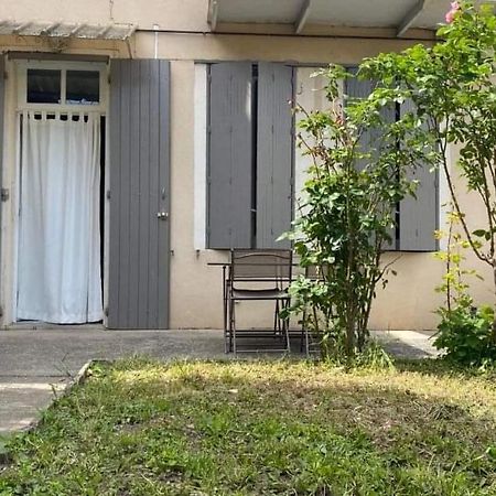 Les Palmiers Apartment Millau Bagian luar foto