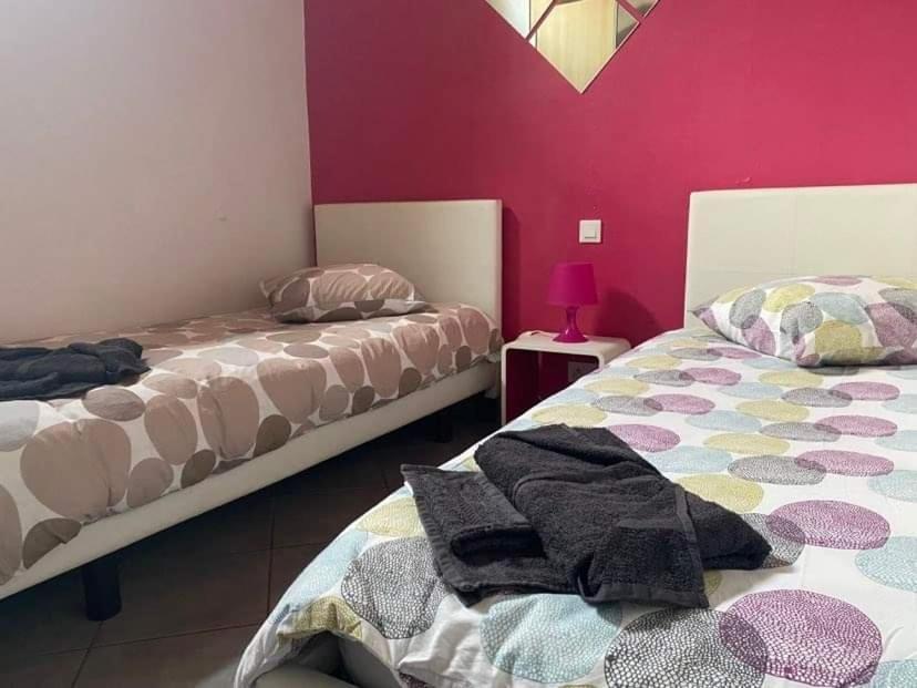Les Palmiers Apartment Millau Bagian luar foto